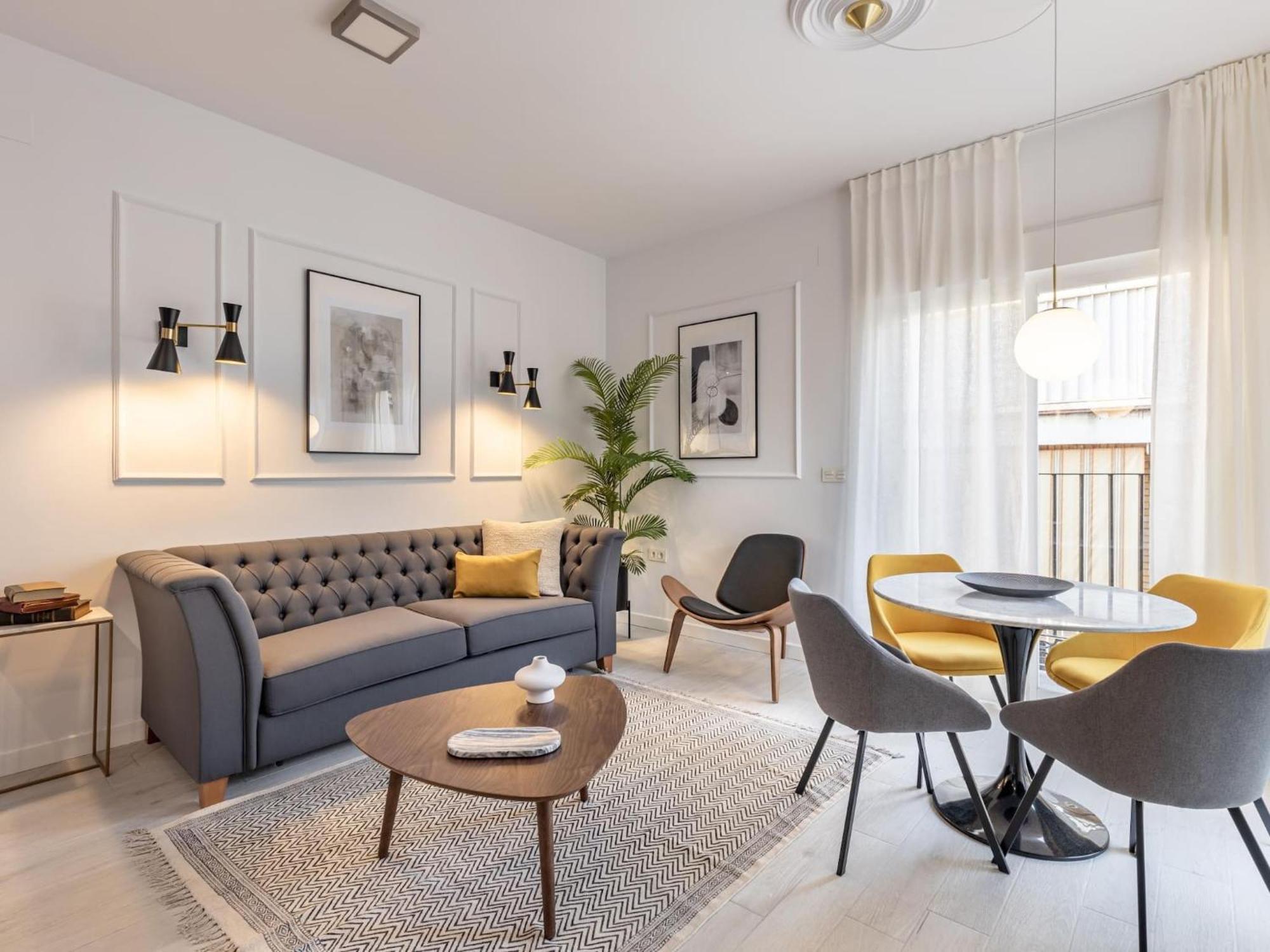 Central Stylish And Elegant 1 & 2 Bedroom Apartments I 그라나다 외부 사진