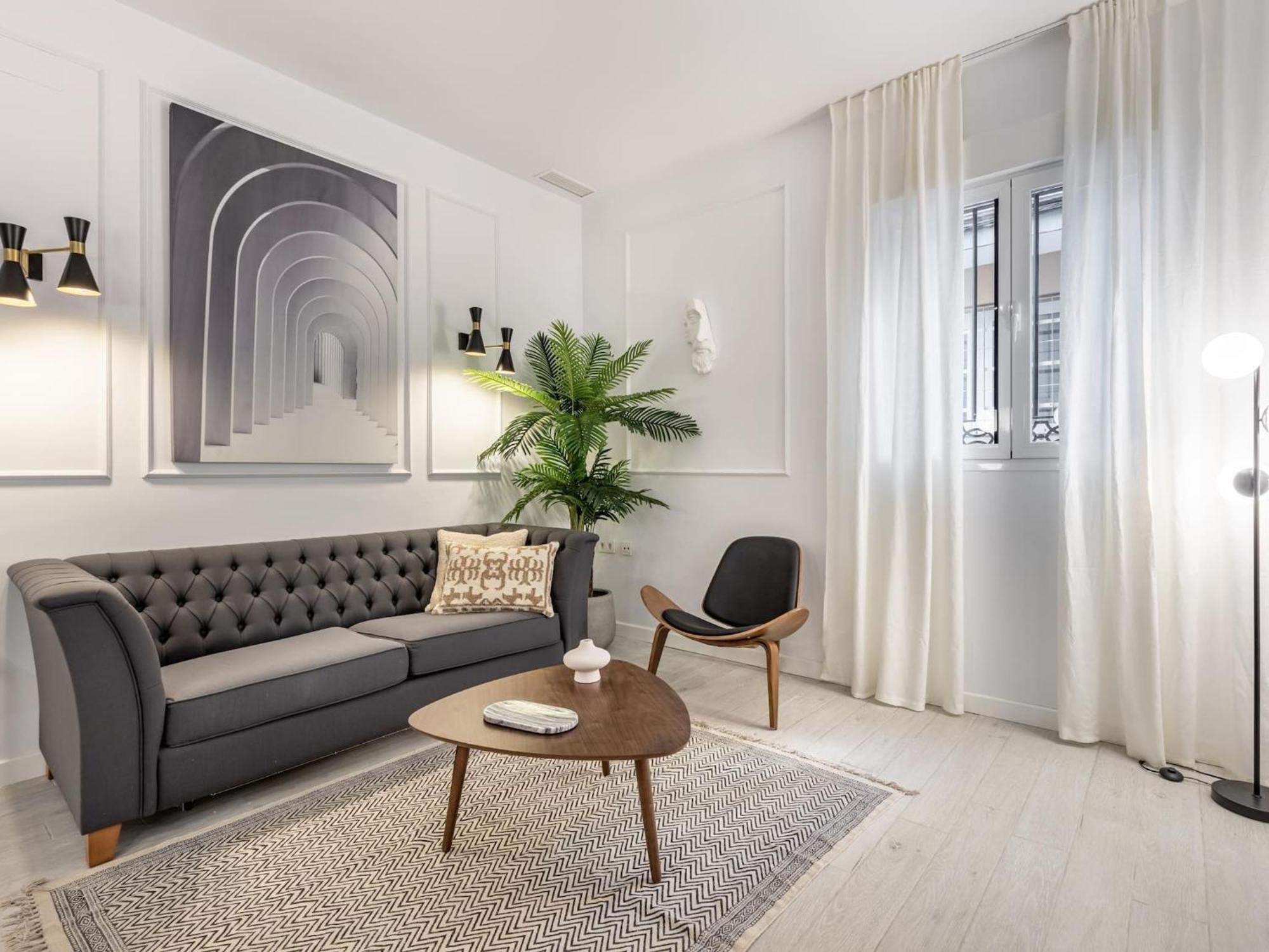 Central Stylish And Elegant 1 & 2 Bedroom Apartments I 그라나다 외부 사진